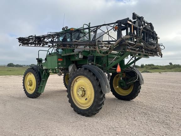 Image of John Deere 4710 equipment image 4