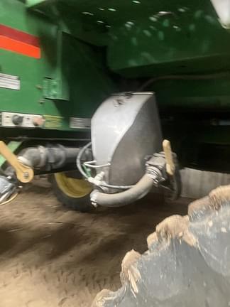 Image of John Deere 4710 equipment image 1