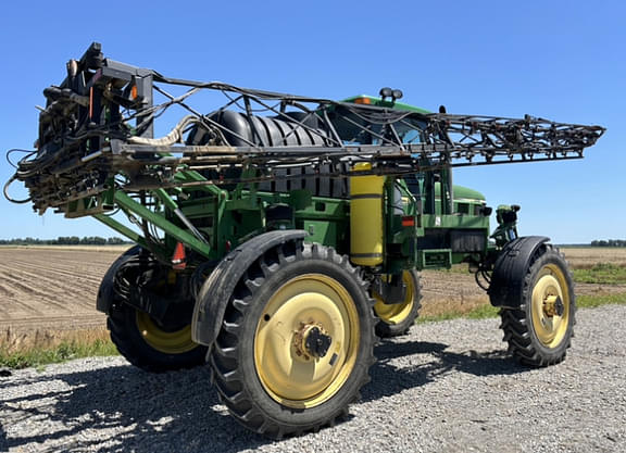 Image of John Deere 4710 equipment image 3