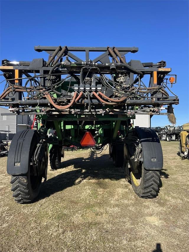 Image of John Deere 4710 equipment image 3