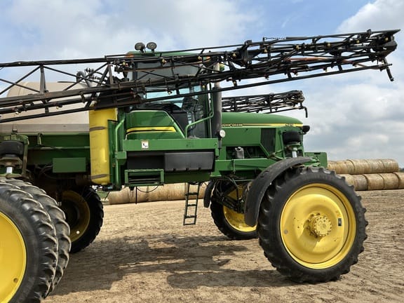 2004 John Deere 4710 Equipment Image0