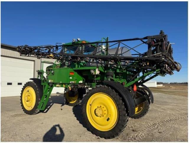 Image of John Deere 4710 equipment image 4