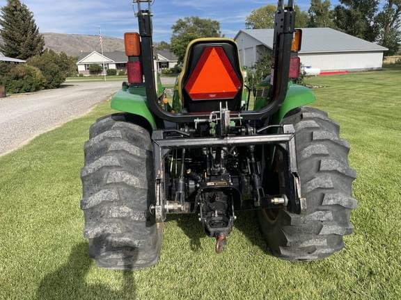 Image of John Deere 4720 equipment image 3