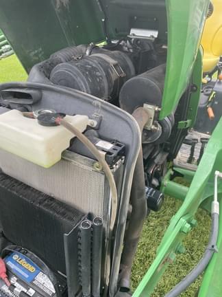 Image of John Deere 4720 equipment image 4