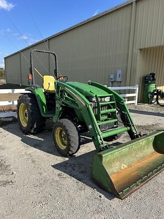 Image of John Deere 4720 Primary image