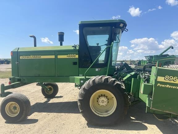 Image of John Deere 4895 equipment image 3