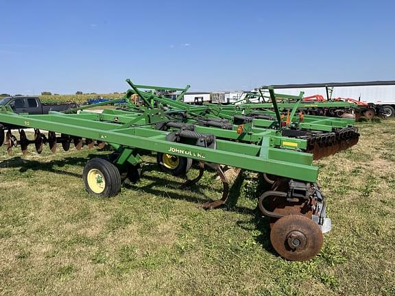 Image of John Deere 512 equipment image 1