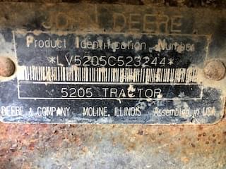 Image of John Deere 5205 Primary image