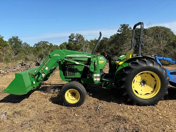 Image of John Deere 5205 Primary image