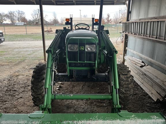 Image of John Deere 5303 equipment image 3