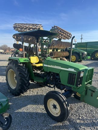 2004 John Deere 5303 Equipment Image0