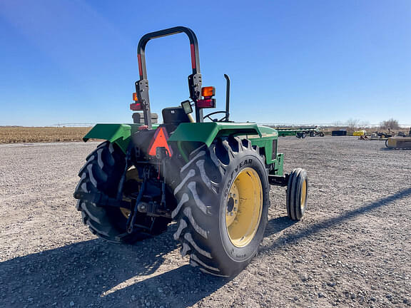 Image of John Deere 5303 equipment image 4