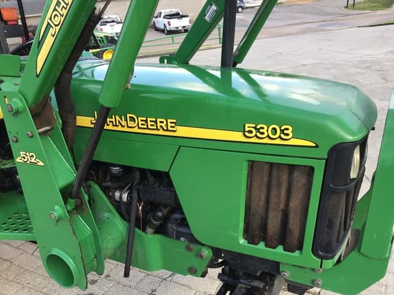 Image of John Deere 5303 equipment image 2