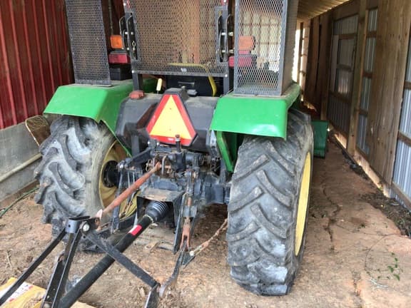 Image of John Deere 5303 equipment image 2