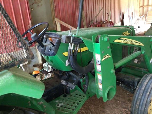 Image of John Deere 5303 equipment image 3