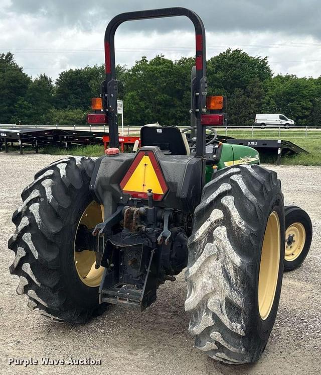 Image of John Deere 5303 equipment image 3
