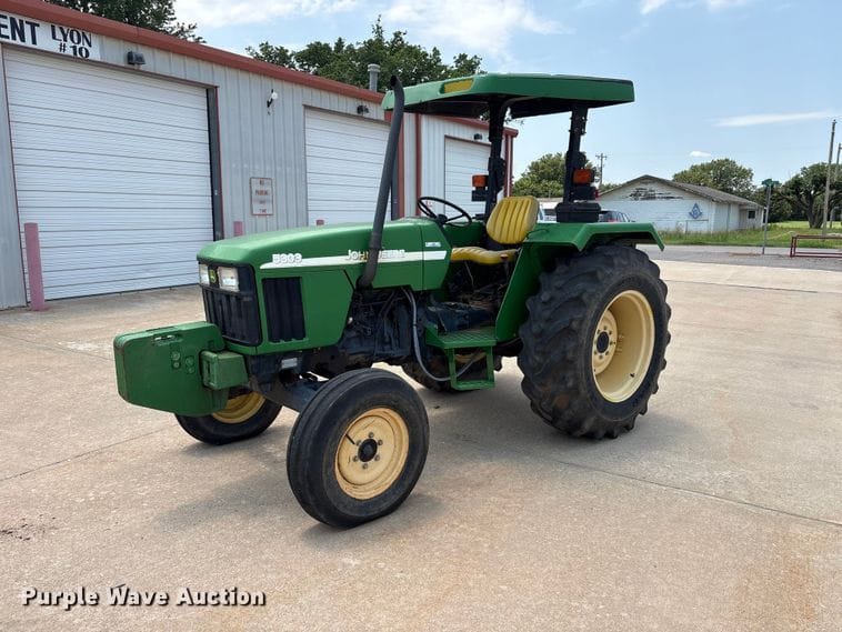 2004 John Deere 5303 Equipment Image0