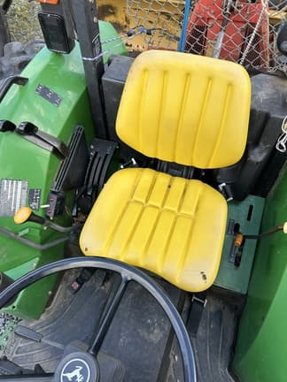 Image of John Deere 5320 equipment image 2