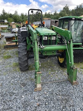 Image of John Deere 5320 equipment image 1