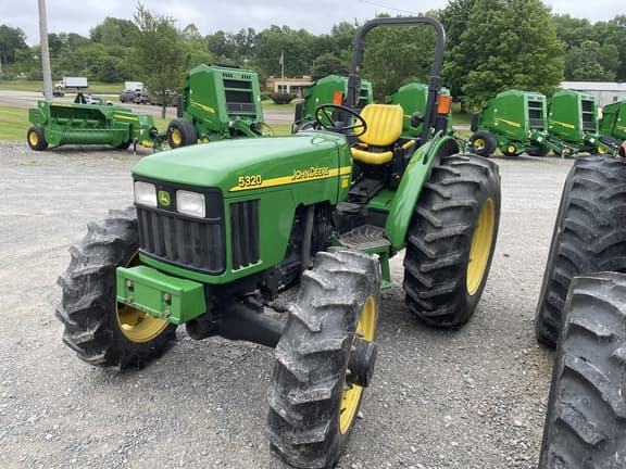 Image of John Deere 5320 equipment image 1