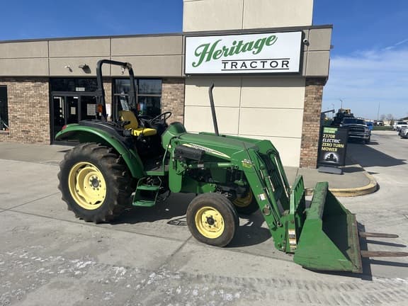 Image of John Deere 5320 Primary image