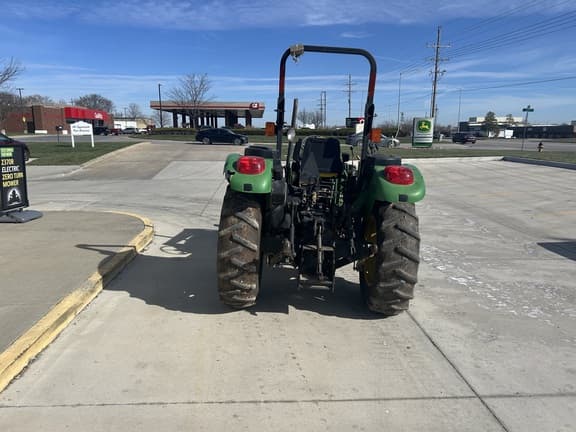 Image of John Deere 5320 equipment image 4