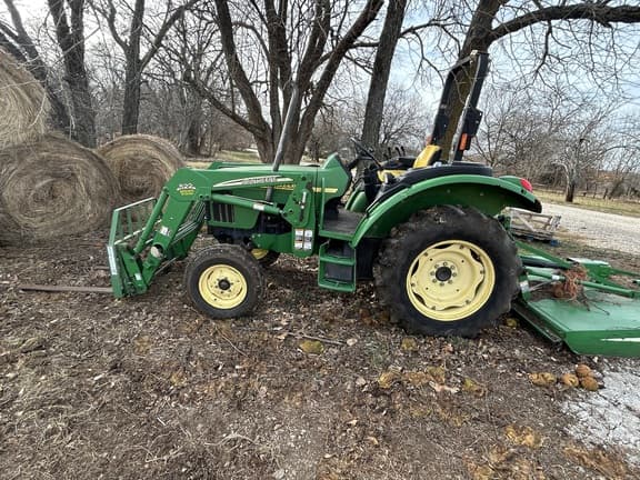 Image of John Deere 5320 equipment image 1