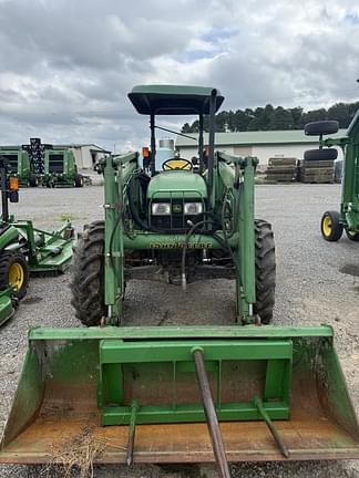 Image of John Deere 5320 equipment image 4
