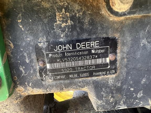 Image of John Deere 5320 equipment image 4