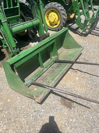 Image of John Deere 5320 equipment image 2