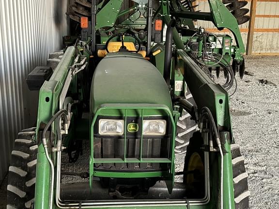 Image of John Deere 5420 equipment image 1
