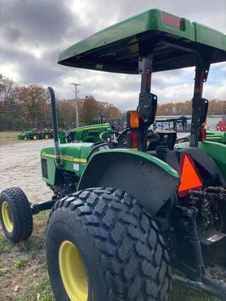 Image of John Deere 5420 equipment image 3