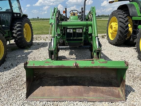 Image of John Deere 5420 equipment image 2