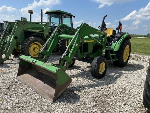2004 John Deere 5420 Equipment Image0