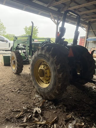 2004 John Deere 5420 Equipment Image0