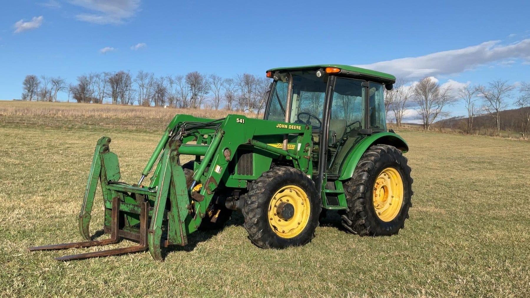 2004 John Deere 5420 Equipment Image0