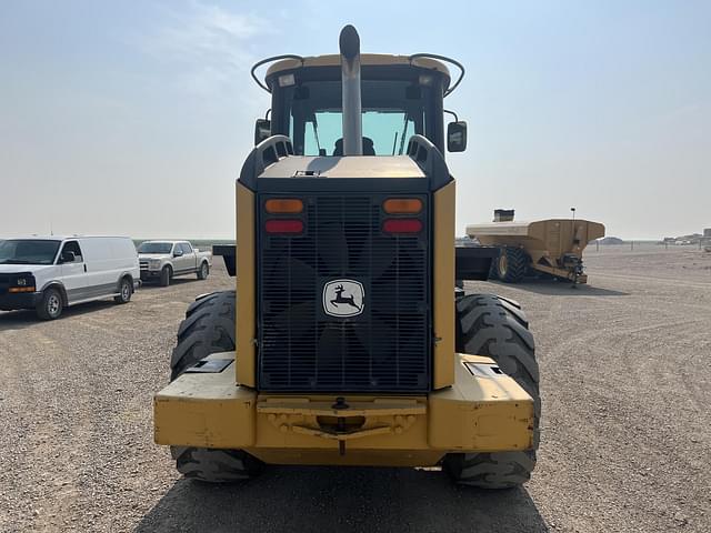 Image of John Deere 544J equipment image 3