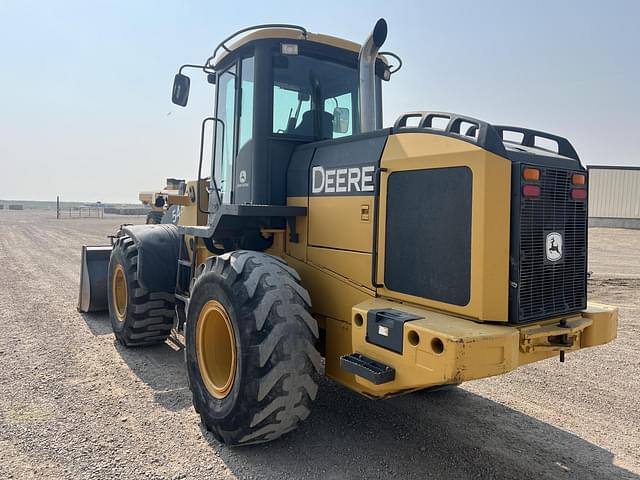 Image of John Deere 544J equipment image 2