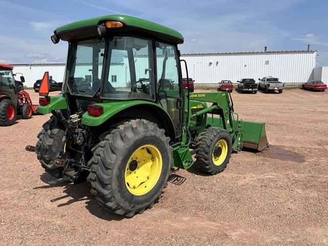 Image of John Deere 5220 equipment image 4