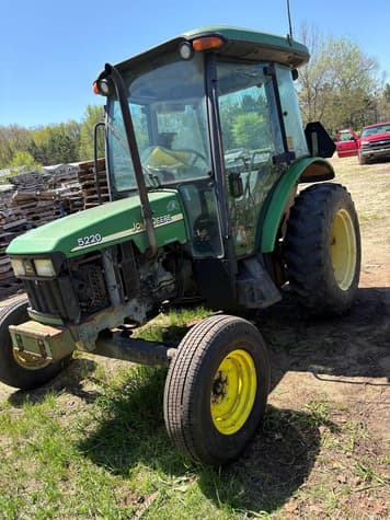 Main image John Deere 5520