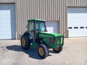 2004 John Deere 5520N Image