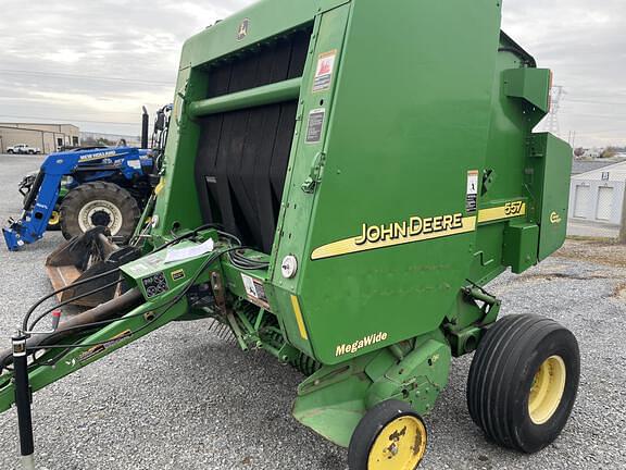 Image of John Deere 557 equipment image 4