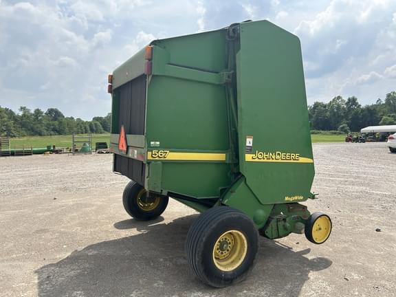Image of John Deere 567 MegaWide equipment image 2