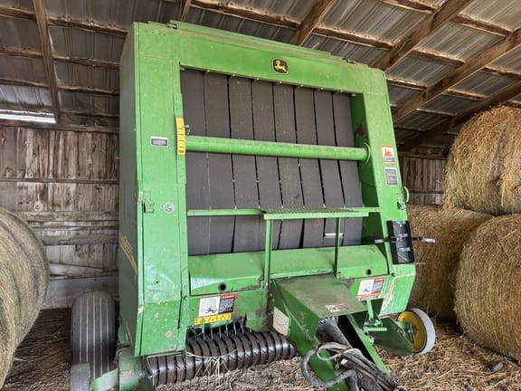 2004 John Deere 567 Equipment Image0