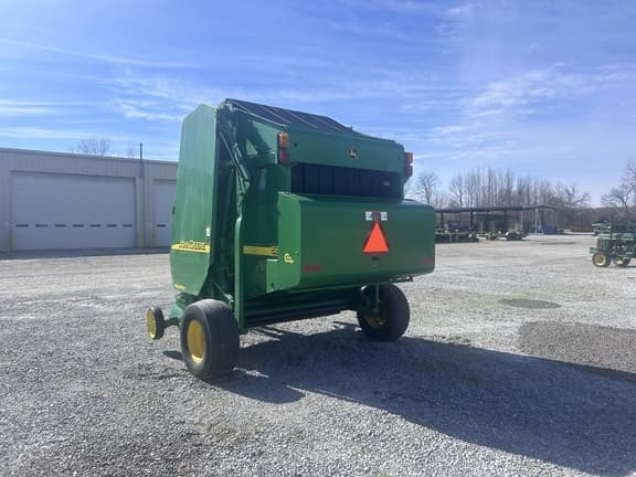 Image of John Deere 567 MegaWide equipment image 3