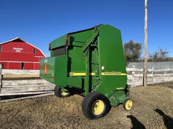 Image of John Deere 567 MegaWide equipment image 2
