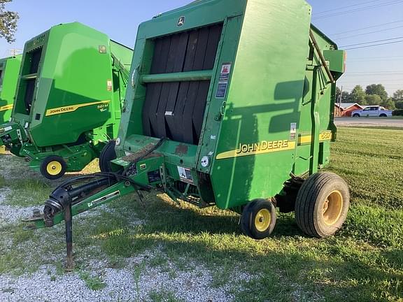 Image of John Deere 567 equipment image 1
