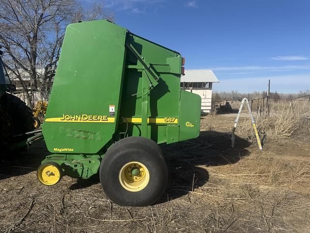 Image of John Deere 567 equipment image 3