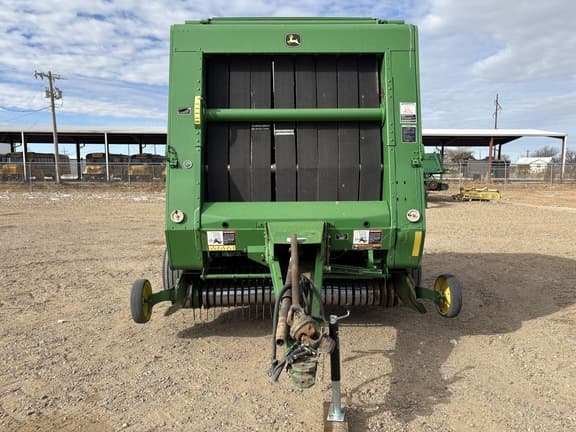 Image of John Deere 567 equipment image 1