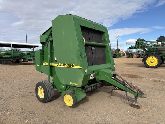 Image of John Deere 567 equipment image 2